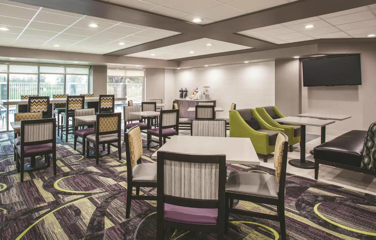 La Quinta By Wyndham Clearwater South Hotel Ngoại thất bức ảnh