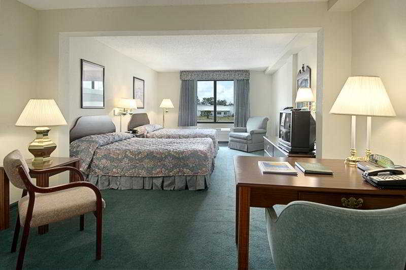 La Quinta By Wyndham Clearwater South Hotel Ngoại thất bức ảnh